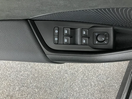 Bild eines Škoda Octavia Combi Selection TSI mHEV DSG