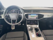Audi A6 Avant 50 TFSI e quattro Design in 0E Mythosschwarz Metallic