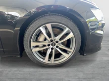 Audi A6 Avant 50 TFSI e quattro Design in 0E Mythosschwarz Metallic