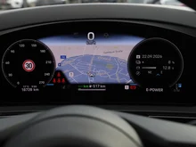 Porsche Cayenne E-Hybrid in arktikgrau