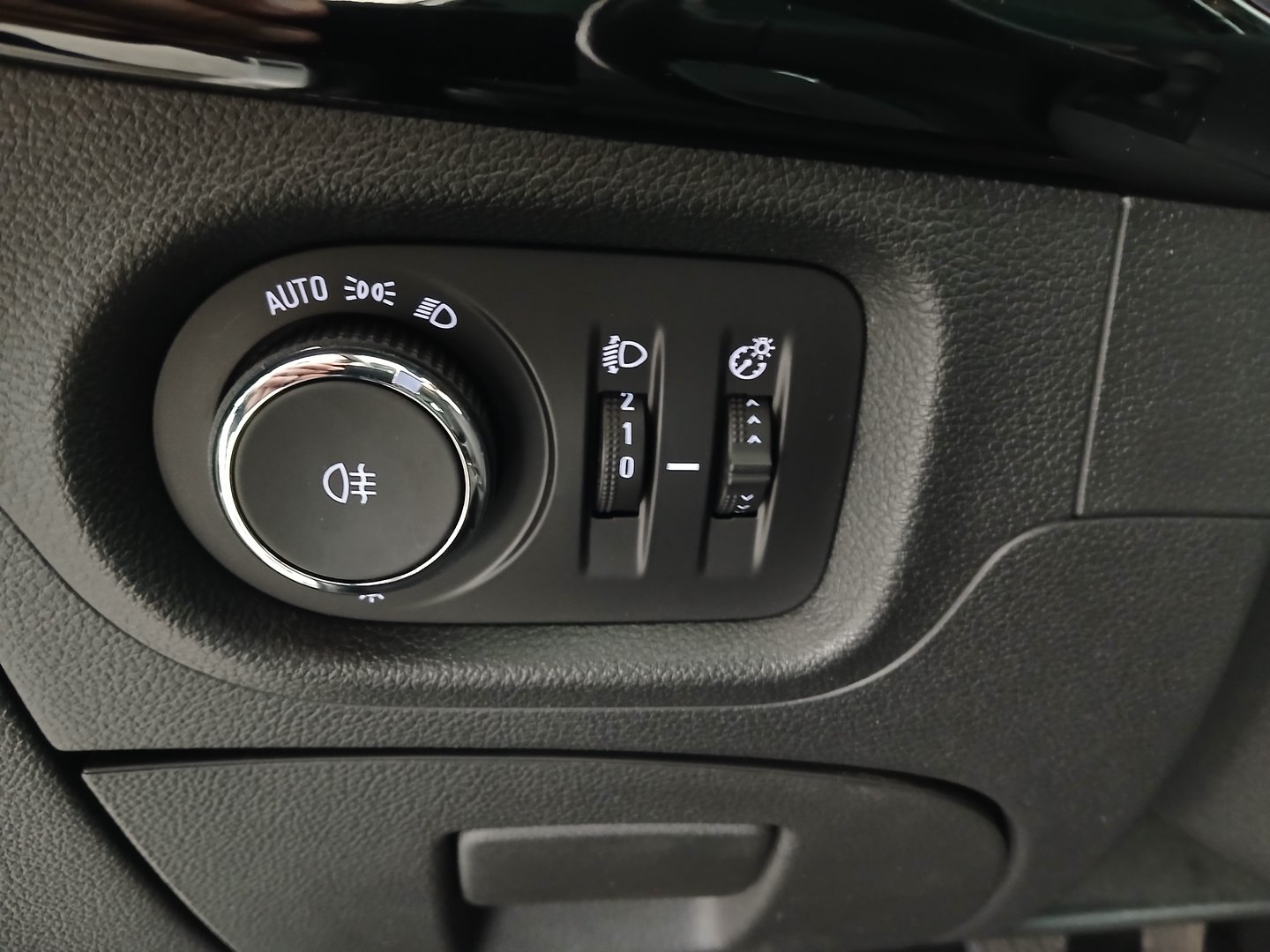 Opel Astra ST 1,2 Turbo Direct Inj. Edition | Bild 12 von 28