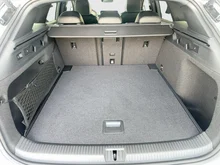 VW ID.7 Tourer Pro S 210 kW Business-86 kWh in Mondsteingrau Dach Schwarz