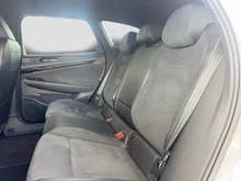 VW ID.7 Tourer Pro S 210 kW Business-86 kWh in Mondsteingrau Dach Schwarz