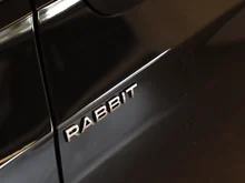 VW Golf Rabbit TSI in Grenadillschwarz Metallic