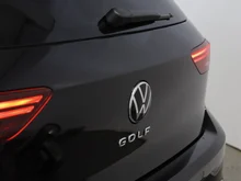 VW Golf Rabbit TSI in Grenadillschwarz Metallic