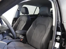 VW Golf Rabbit TSI in Grenadillschwarz Metallic