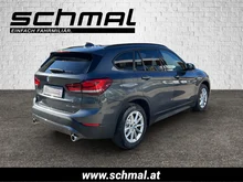 BMW X1 xDrive 25 i Advantage in mittelgrau - metallic