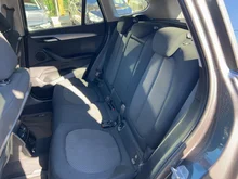 BMW X1 xDrive 25 i Advantage in mittelgrau - metallic