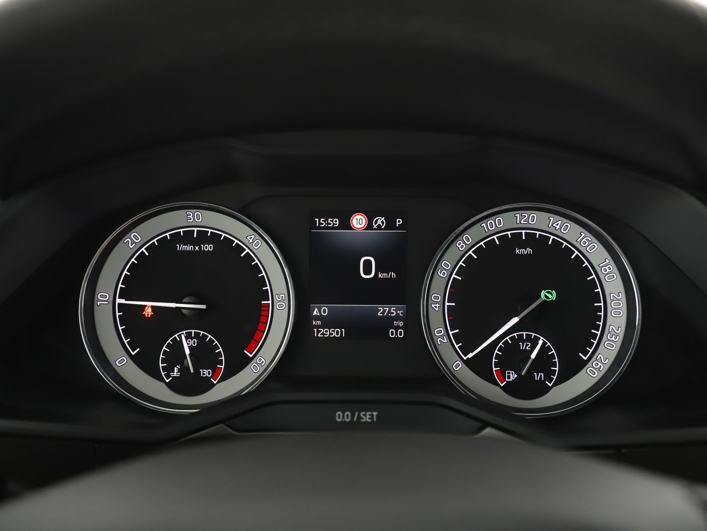Škoda SUPERB Combi Style TDI DSG | Bild 10 von 23