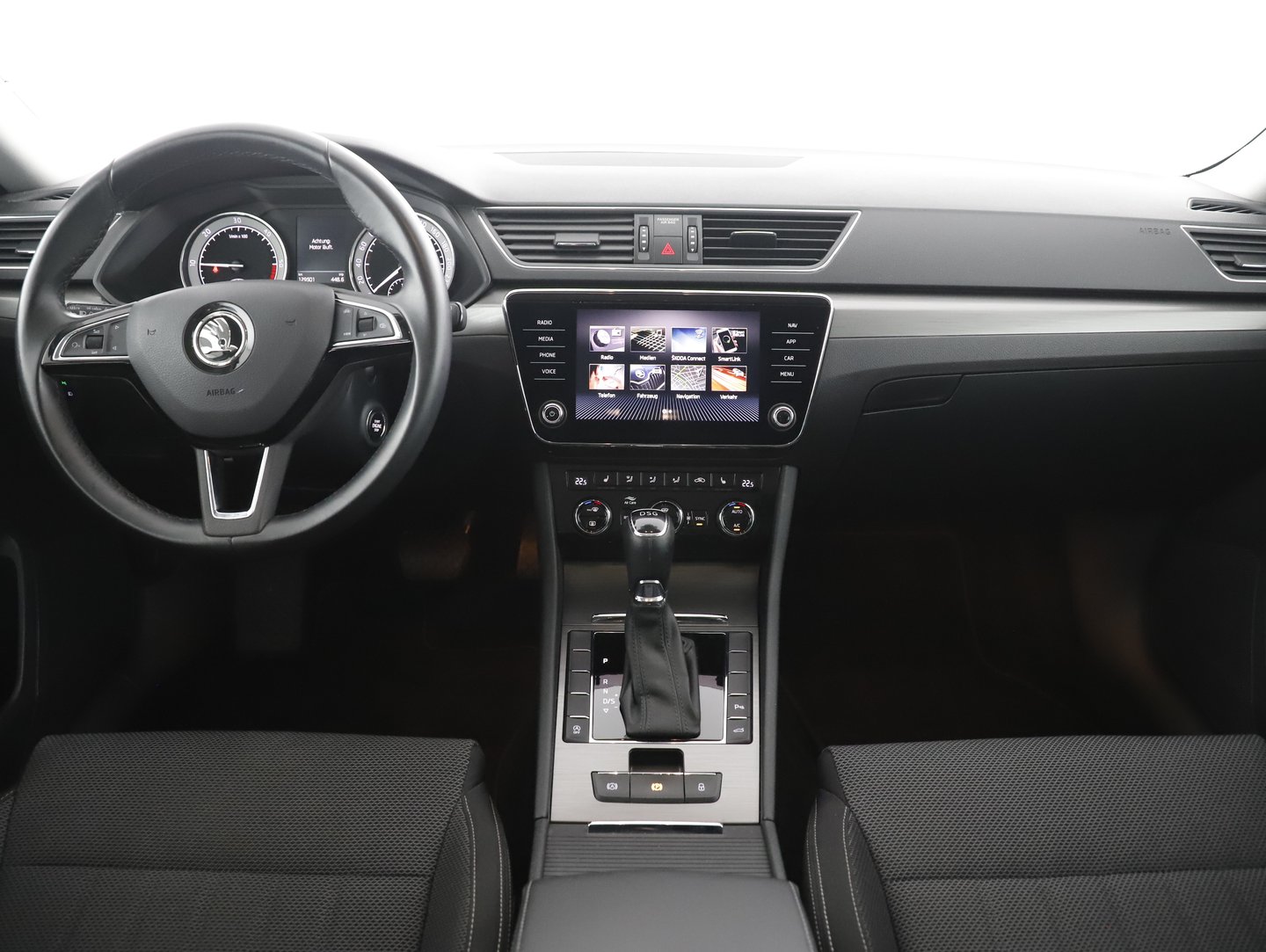 Škoda SUPERB Combi Style TDI DSG | Bild 8 von 23