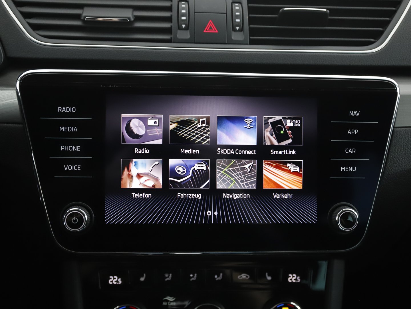Škoda SUPERB Combi Style TDI DSG | Bild 13 von 23