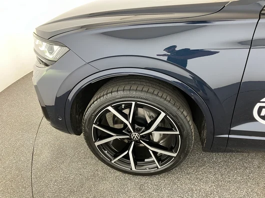 Bild eines VW Touareg R-Line TDI 4M. Final Edition