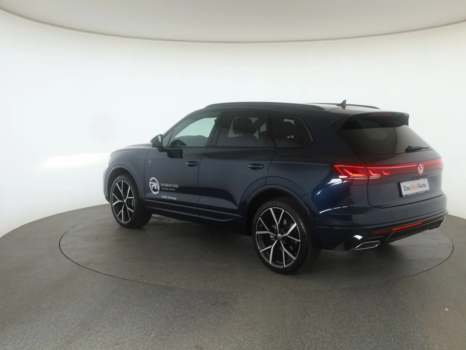 Bild eines VW Touareg R-Line TDI 4M. Final Edition