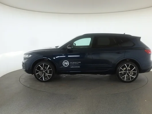 Bild eines VW Touareg R-Line TDI 4M. Final Edition