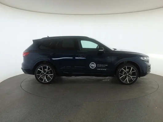 Bild eines VW Touareg R-Line TDI 4M. Final Edition
