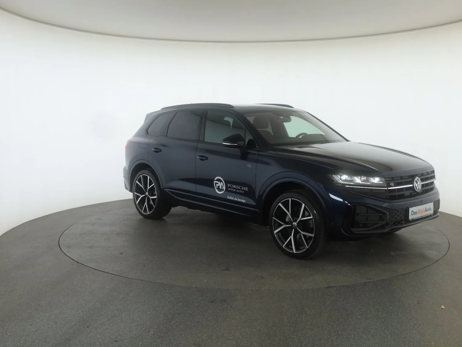 Bild eines VW Touareg R-Line TDI 4M. Final Edition