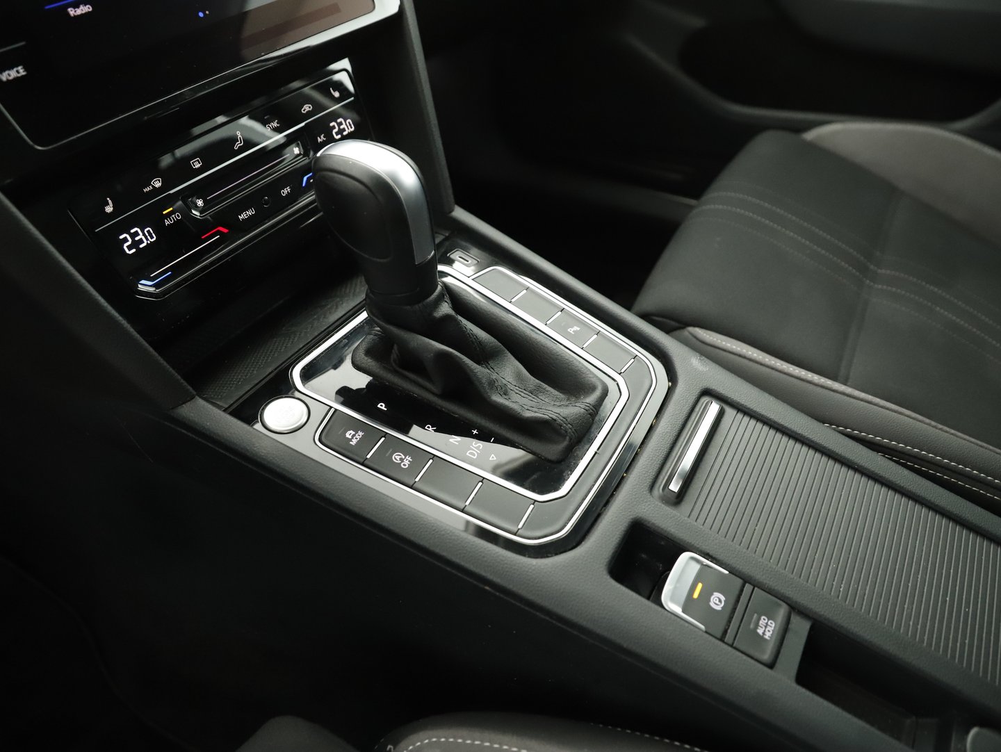 VW Passat Alltrack TDI 4MOTION DSG | Bild 7 von 22