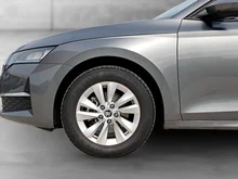 Škoda Octavia Combi Selection TSI mHEV DSG in Graphit-Grau Metallic
