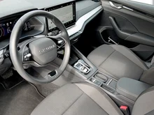Škoda Octavia Combi Selection TSI mHEV DSG in Graphit-Grau Metallic