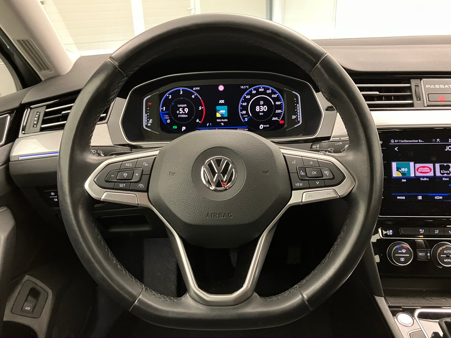 VW Passat Business TDI SCR DSG | Bild 14 von 31