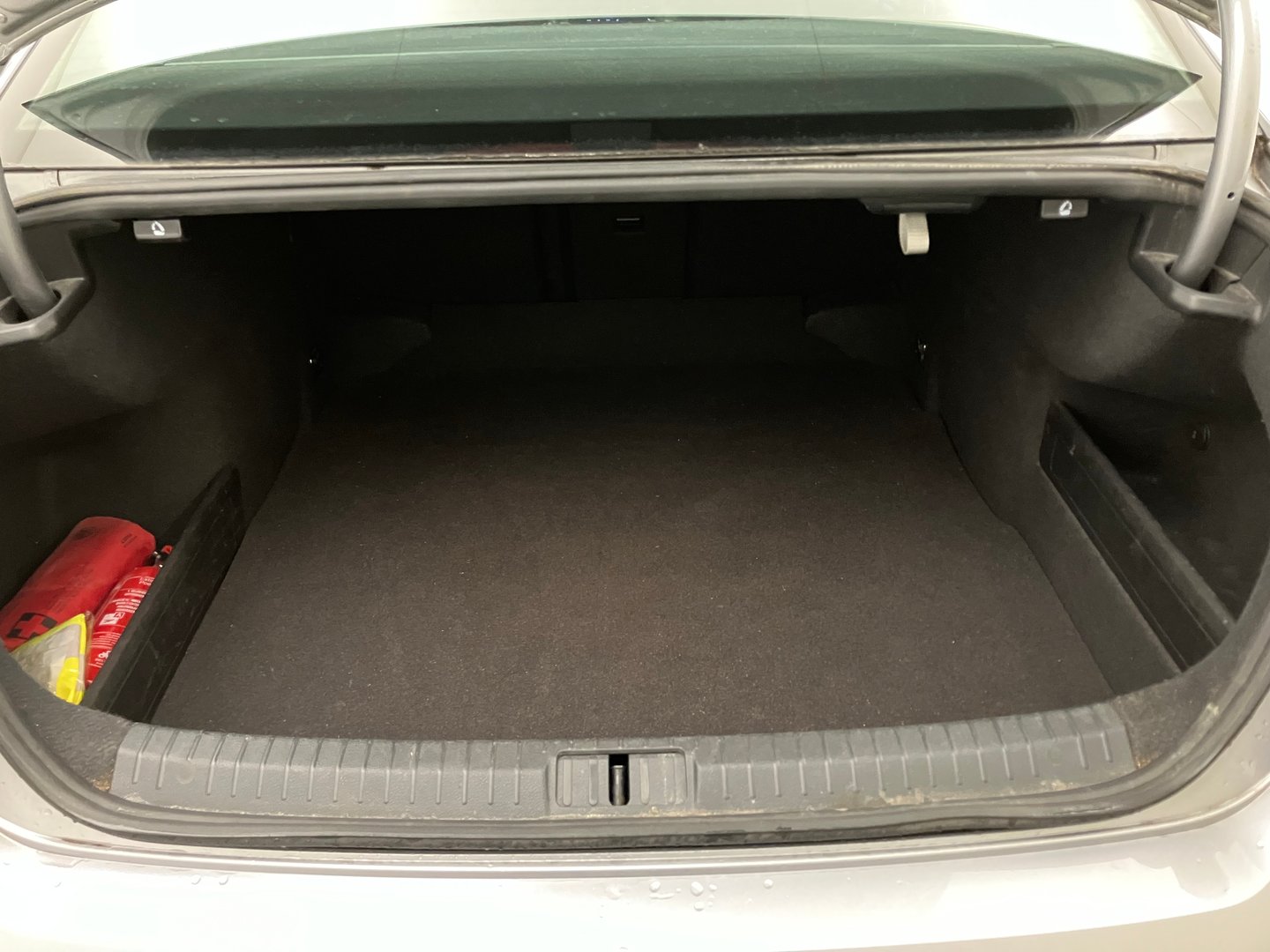 VW Passat Business TDI SCR DSG | Bild 28 von 31
