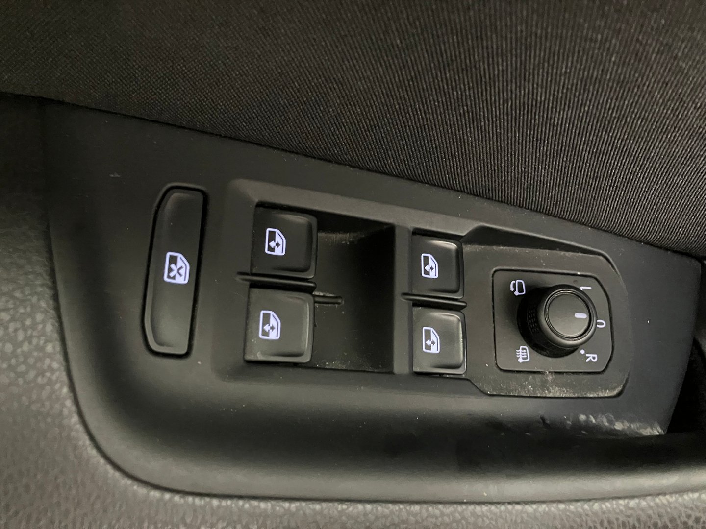 VW Passat Business TDI SCR DSG | Bild 9 von 31