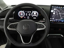 VW T-Roc Life eTSI DSG in Wolf Grey Dach Black Uni