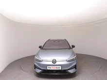 VW ID.7 Tourer Pro 210 kW Business - 77 kWh in Stonewashed Blue Metallic Dach Schwarz