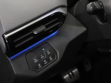 VW ID.4 Pro Performance 150 kW in Grenadillschwarz Metallic