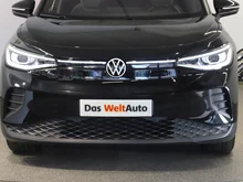 VW ID.4 Pro Performance 150 kW in Grenadillschwarz Metallic
