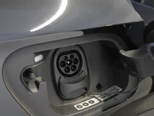 VW ID.4 Pro Performance 150 kW in Grenadillschwarz Metallic