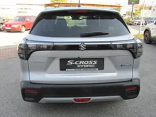 Suzuki 5211 Suzuki X-90 * S-Cross 1.4 Hybrid Allgrip 6AT flash in ZCC Silky Silver 2 Metallic