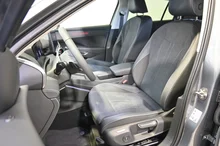 VW T-Roc Style eTSI DSG in Wolf Grey