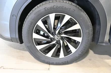 VW T-Roc Style eTSI DSG in Wolf Grey