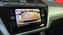 VW Touran Life TSI in 0E Grenadillschwarz Metallic
