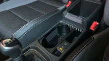 VW Touran Life TSI in 0E Grenadillschwarz Metallic