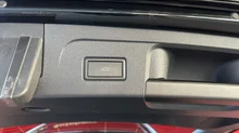 VW Touran Life TSI in 0E Grenadillschwarz Metallic