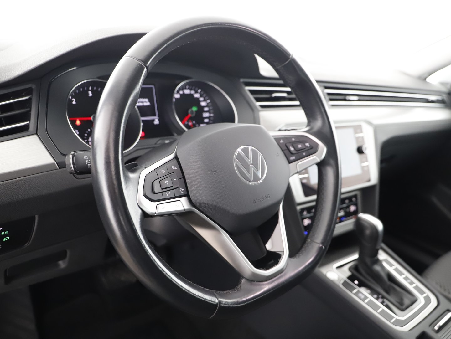 VW Passat Variant Business TDI DSG | Bild 16 von 28