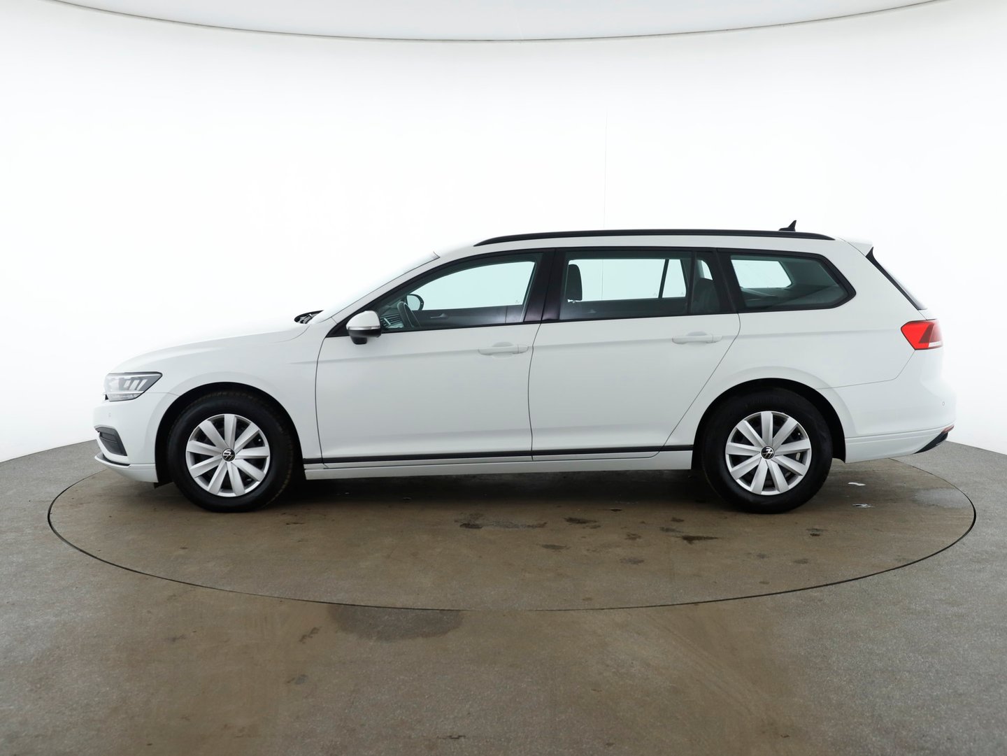 VW Passat Variant Business TDI DSG | Bild 8 von 28