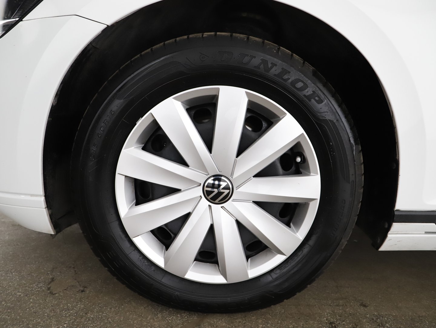 VW Passat Variant Business TDI DSG | Bild 9 von 28