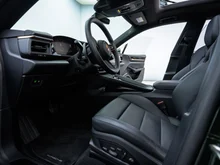 Porsche Macan 4 in oakgrünmetallic neo