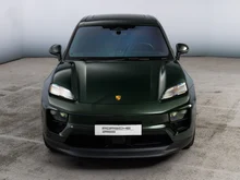 Porsche Macan 4 in oakgrünmetallic neo