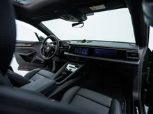 Porsche Macan 4 in oakgrünmetallic neo