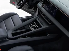Porsche Macan 4 in oakgrünmetallic neo