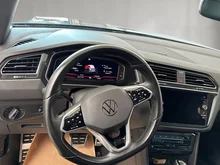 VW Tiguan R-Line TSI DSG in Delfingrau Metallic