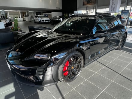 Porsche Taycan GTS Sport Turismo