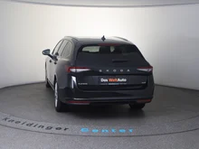 Škoda Superb Combi 4x4 Selection TDI DSG in Ebony-Schwarz Metallic