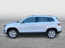 Škoda Karoq Selection TSI in Moon-Weiß Metallic
