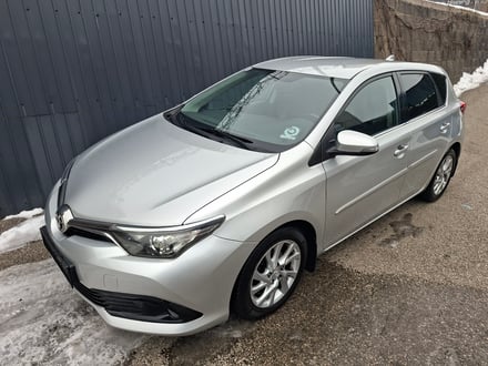 Toyota Auris Edition 45