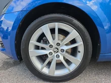 Škoda Octavia Combi Style TSI in Race-Blau Metallic